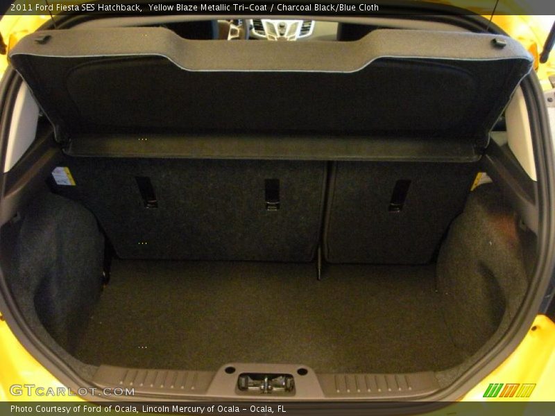 Yellow Blaze Metallic Tri-Coat / Charcoal Black/Blue Cloth 2011 Ford Fiesta SES Hatchback