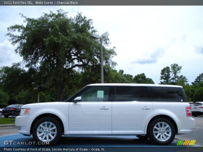 White Suede / Charcoal Black 2011 Ford Flex SEL