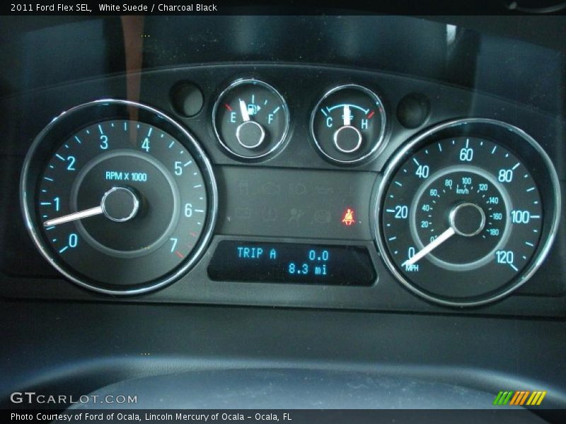 White Suede / Charcoal Black 2011 Ford Flex SEL