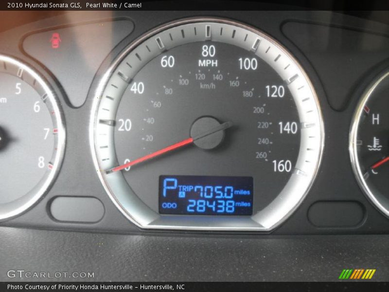 Pearl White / Camel 2010 Hyundai Sonata GLS