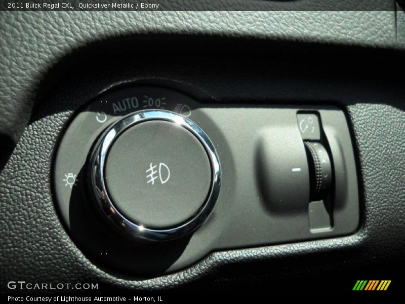 Quicksilver Metallic / Ebony 2011 Buick Regal CXL