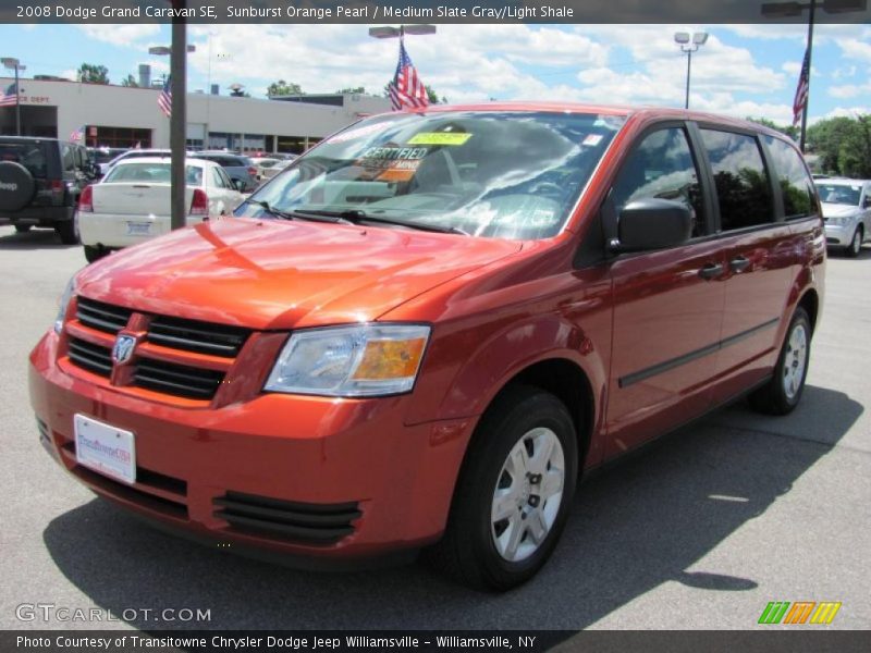 Sunburst Orange Pearl / Medium Slate Gray/Light Shale 2008 Dodge Grand Caravan SE