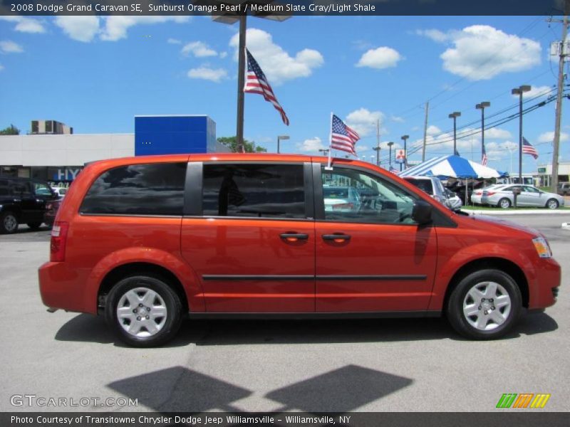 Sunburst Orange Pearl / Medium Slate Gray/Light Shale 2008 Dodge Grand Caravan SE