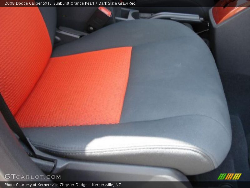Sunburst Orange Pearl / Dark Slate Gray/Red 2008 Dodge Caliber SXT