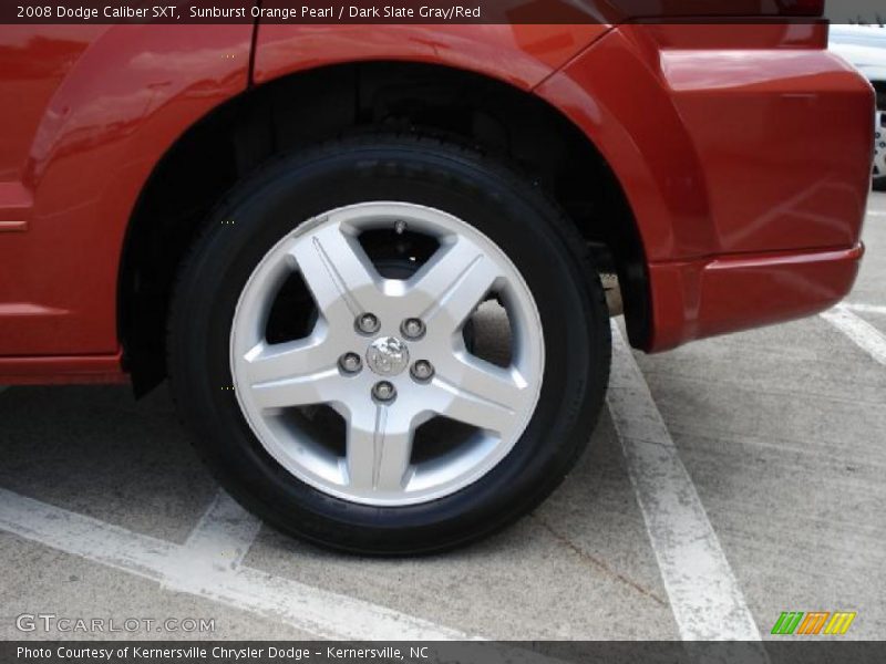 Sunburst Orange Pearl / Dark Slate Gray/Red 2008 Dodge Caliber SXT
