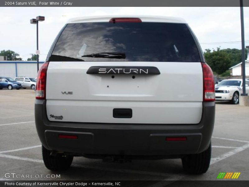 Polar White / Gray 2004 Saturn VUE