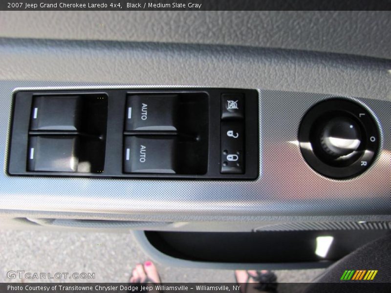Black / Medium Slate Gray 2007 Jeep Grand Cherokee Laredo 4x4