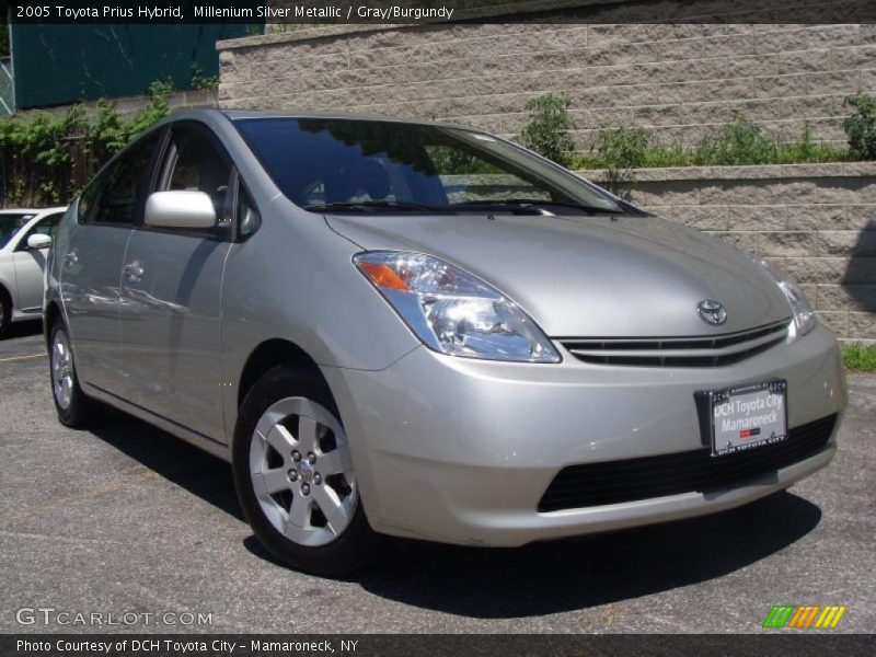 Millenium Silver Metallic / Gray/Burgundy 2005 Toyota Prius Hybrid