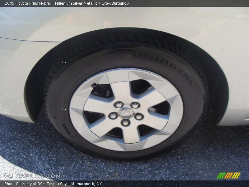 Millenium Silver Metallic / Gray/Burgundy 2005 Toyota Prius Hybrid