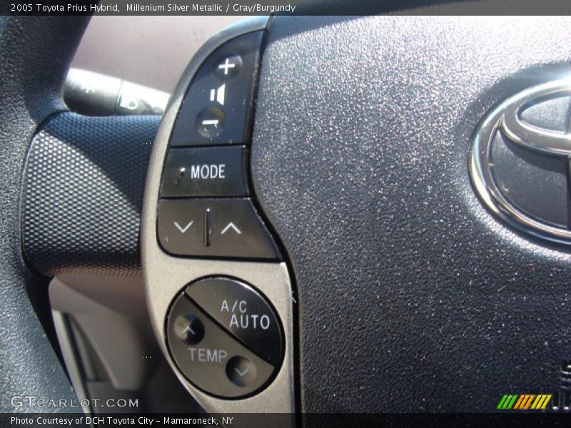 Millenium Silver Metallic / Gray/Burgundy 2005 Toyota Prius Hybrid