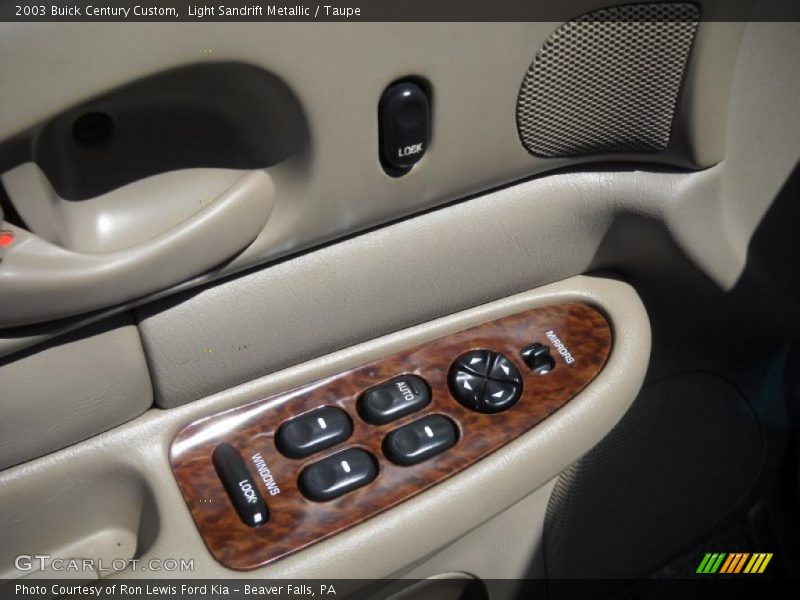 Light Sandrift Metallic / Taupe 2003 Buick Century Custom