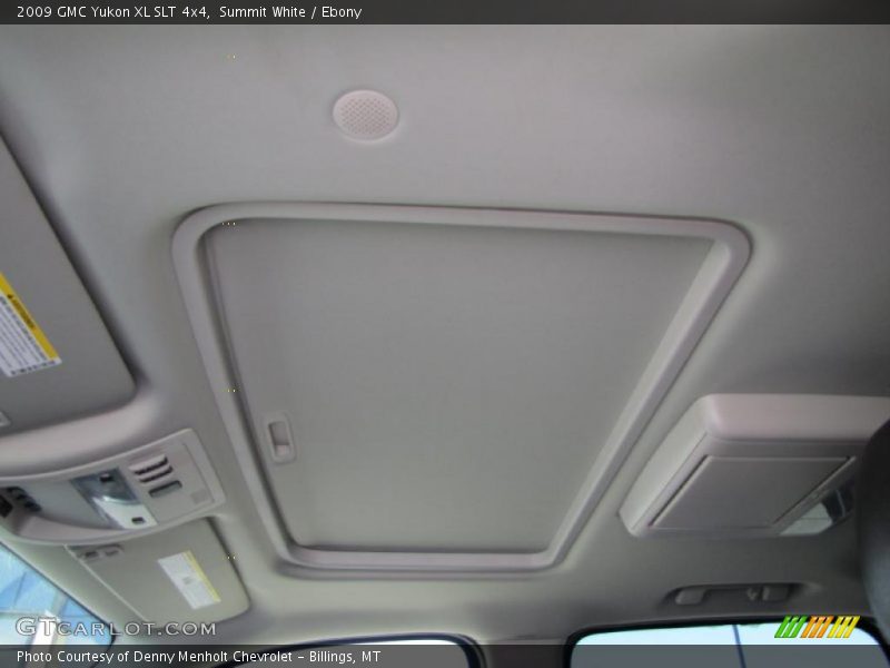 Summit White / Ebony 2009 GMC Yukon XL SLT 4x4