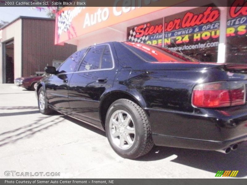 Sable Black / Black 2003 Cadillac Seville SLS