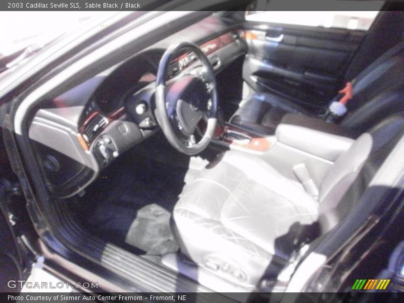 Sable Black / Black 2003 Cadillac Seville SLS