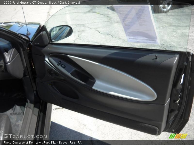 Black / Dark Charcoal 1999 Ford Mustang GT Coupe