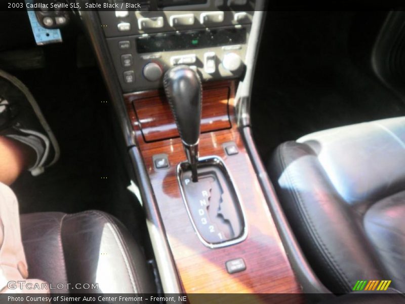 Sable Black / Black 2003 Cadillac Seville SLS