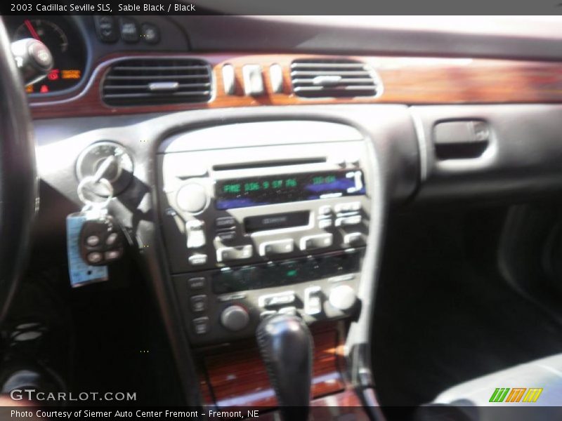 Sable Black / Black 2003 Cadillac Seville SLS