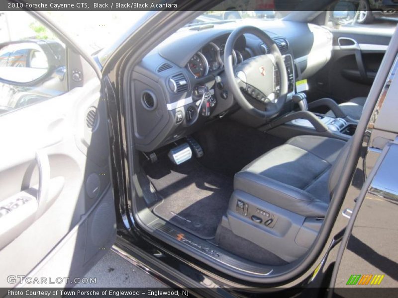 Black / Black/Black Alcantara 2010 Porsche Cayenne GTS