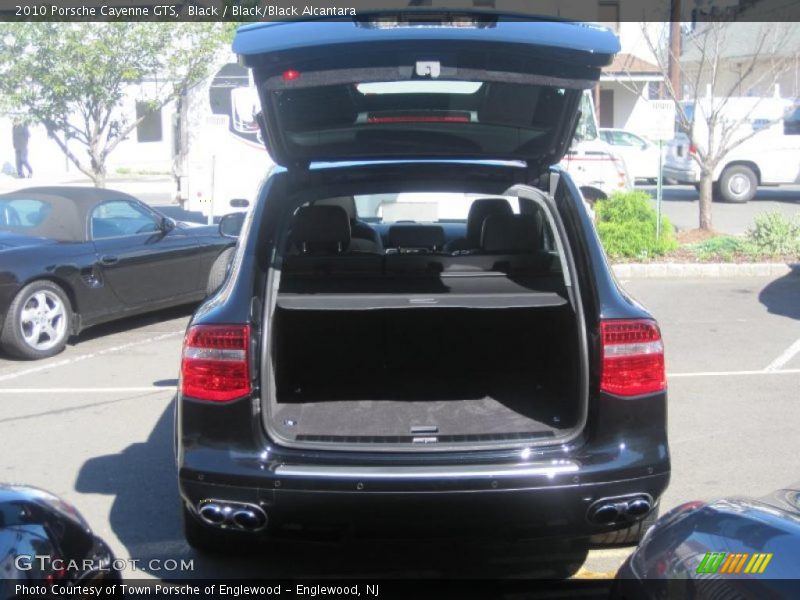 Black / Black/Black Alcantara 2010 Porsche Cayenne GTS