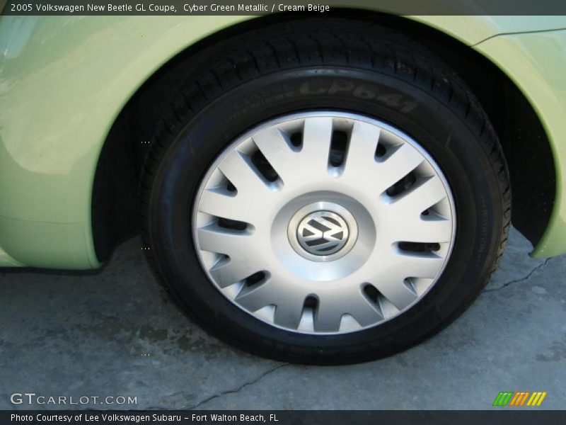 Cyber Green Metallic / Cream Beige 2005 Volkswagen New Beetle GL Coupe