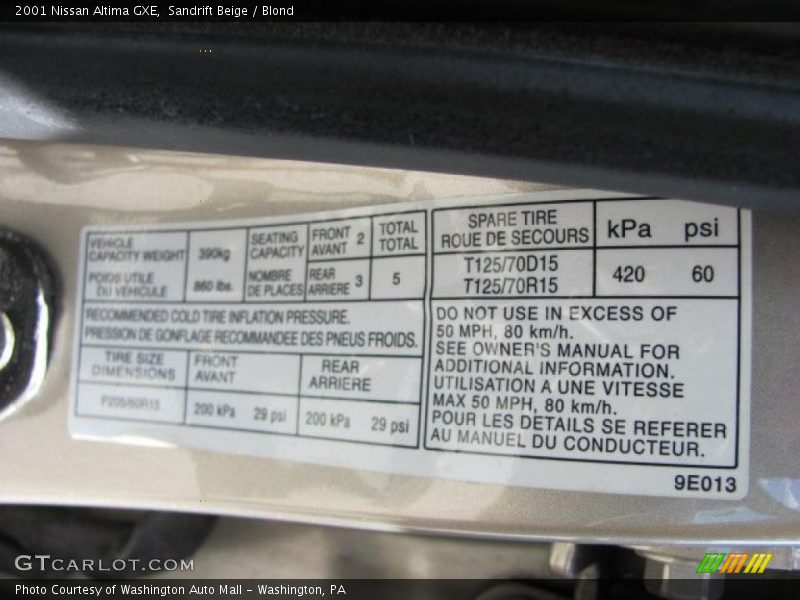 Sandrift Beige / Blond 2001 Nissan Altima GXE