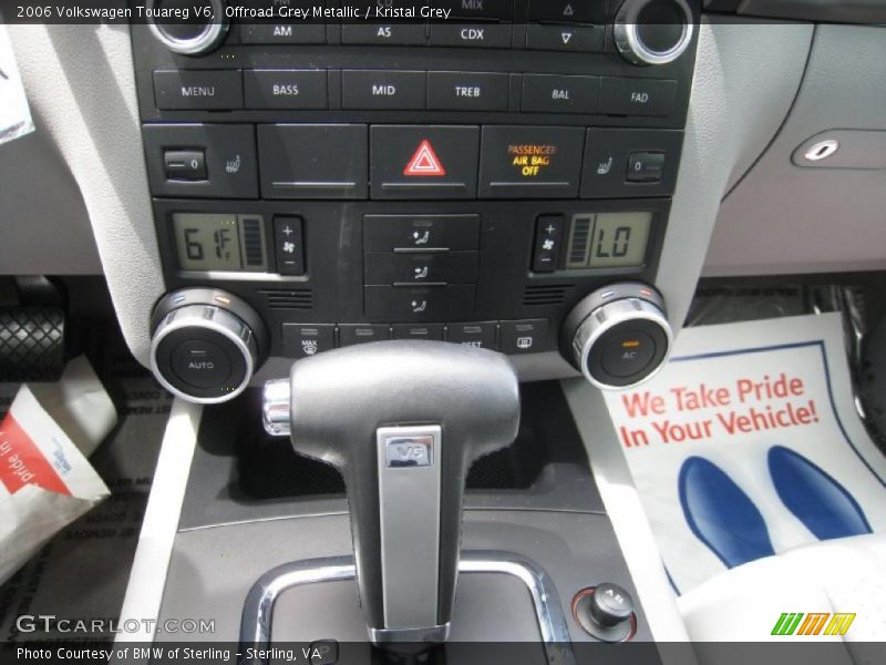 Offroad Grey Metallic / Kristal Grey 2006 Volkswagen Touareg V6