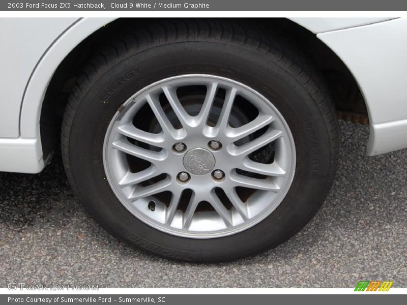Cloud 9 White / Medium Graphite 2003 Ford Focus ZX5 Hatchback
