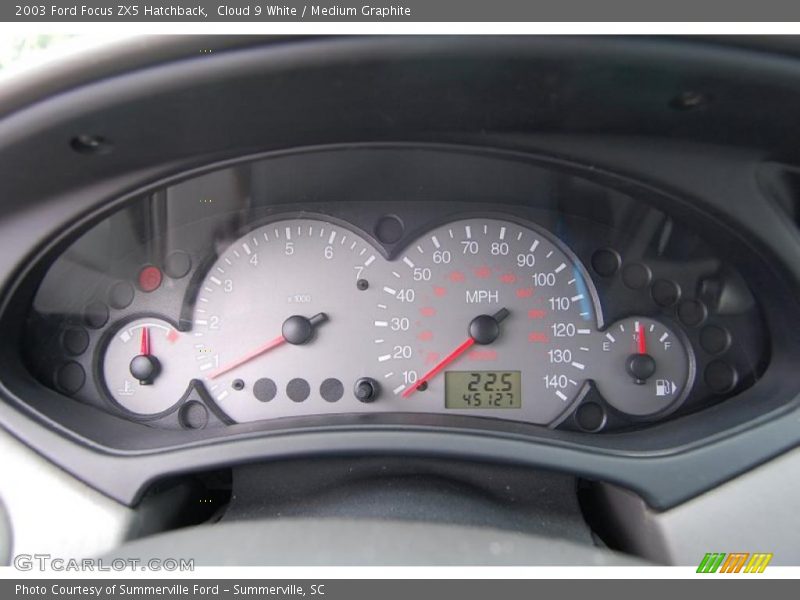 Cloud 9 White / Medium Graphite 2003 Ford Focus ZX5 Hatchback
