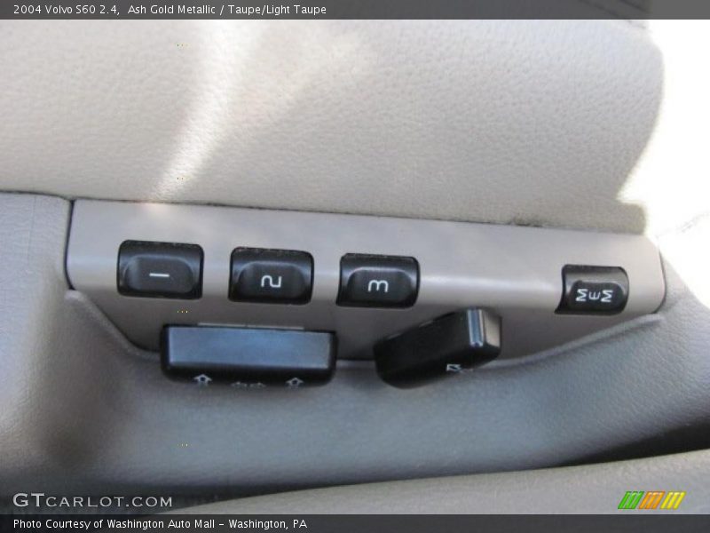 Ash Gold Metallic / Taupe/Light Taupe 2004 Volvo S60 2.4