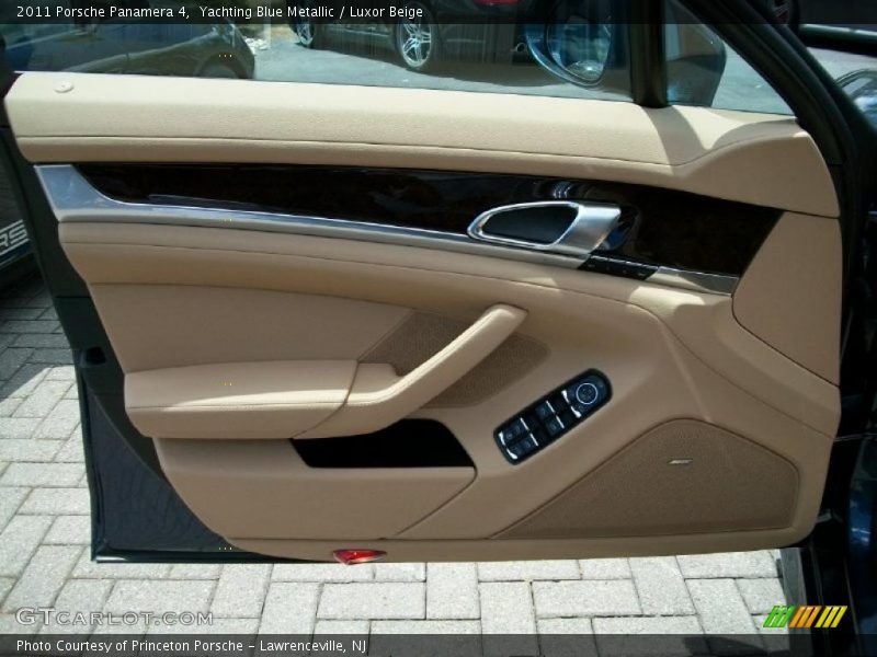 Yachting Blue Metallic / Luxor Beige 2011 Porsche Panamera 4