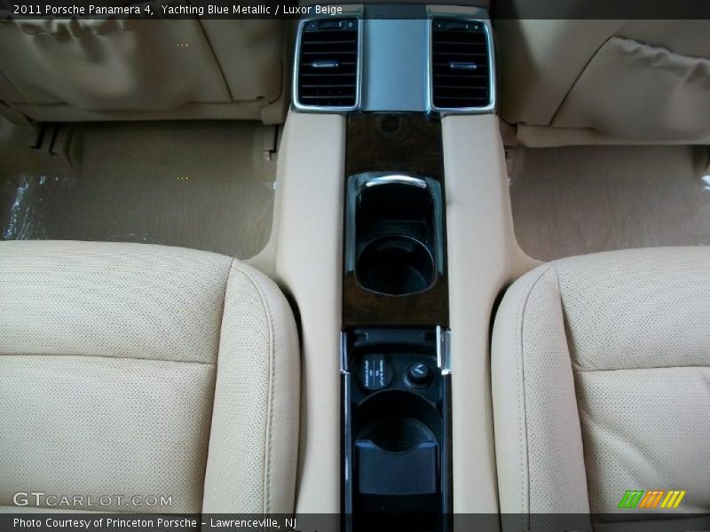 Yachting Blue Metallic / Luxor Beige 2011 Porsche Panamera 4