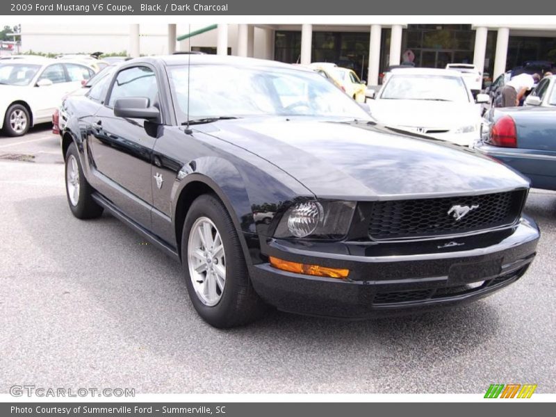 Black / Dark Charcoal 2009 Ford Mustang V6 Coupe