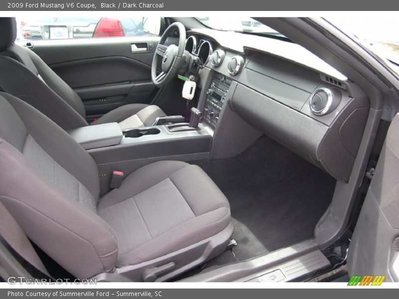 Black / Dark Charcoal 2009 Ford Mustang V6 Coupe