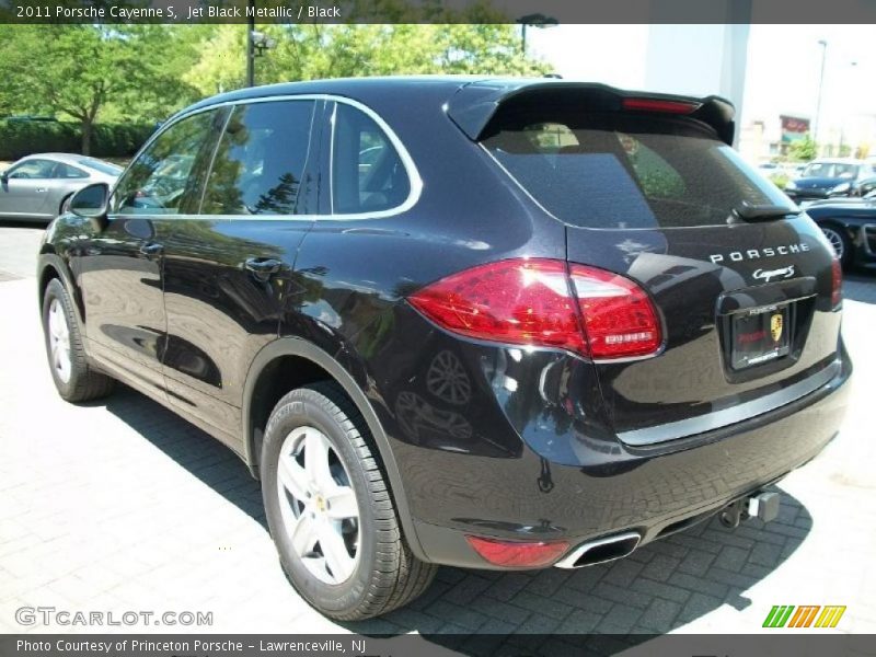 Jet Black Metallic / Black 2011 Porsche Cayenne S
