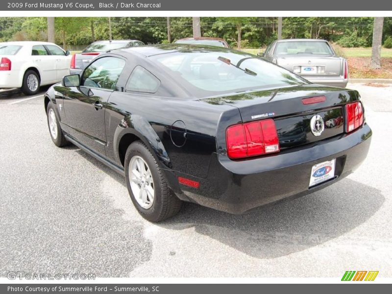 Black / Dark Charcoal 2009 Ford Mustang V6 Coupe