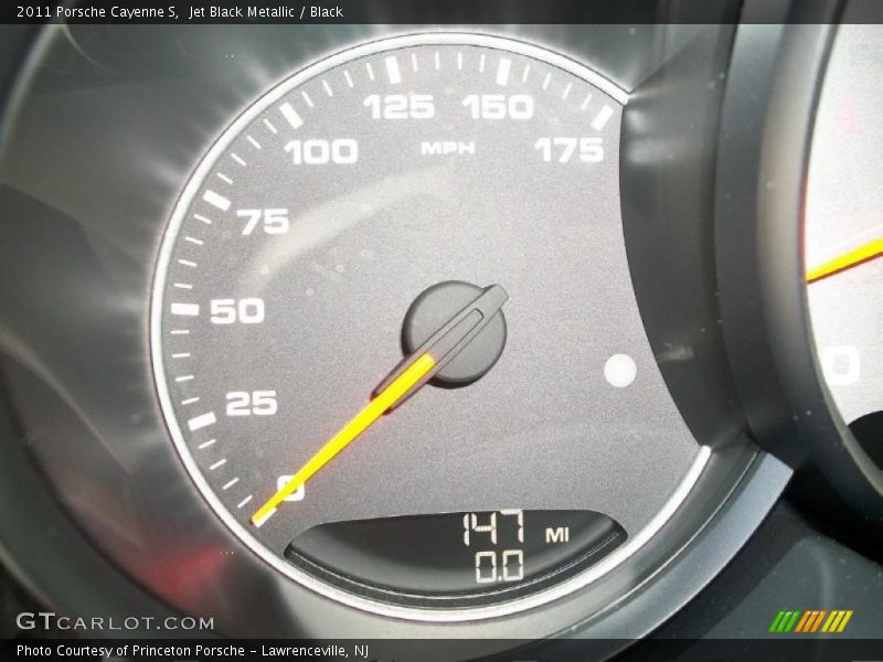 Jet Black Metallic / Black 2011 Porsche Cayenne S