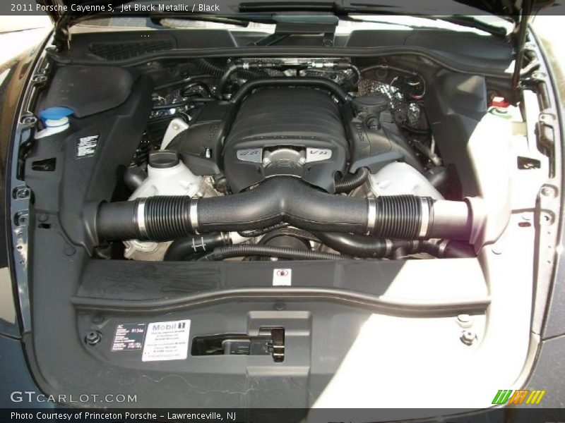 Jet Black Metallic / Black 2011 Porsche Cayenne S