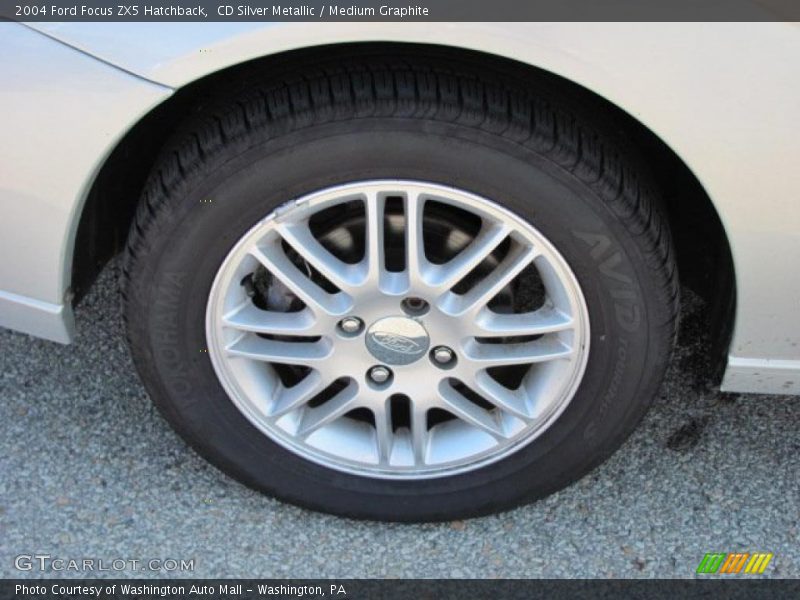 CD Silver Metallic / Medium Graphite 2004 Ford Focus ZX5 Hatchback