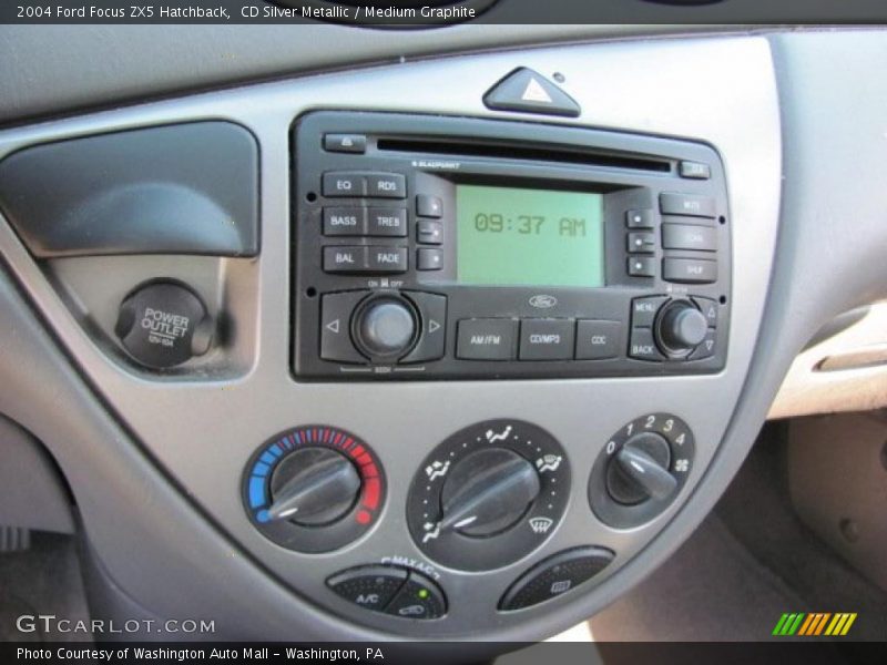 CD Silver Metallic / Medium Graphite 2004 Ford Focus ZX5 Hatchback