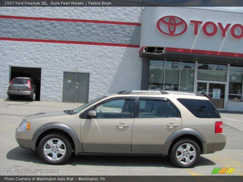 Dune Pearl Metallic / Pebble Beige 2007 Ford Freestyle SEL