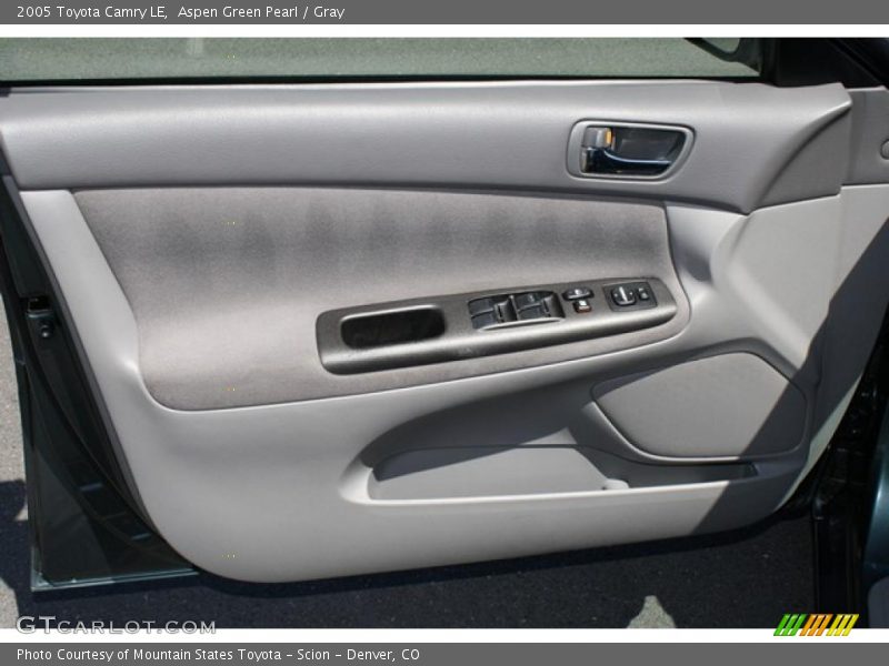 Aspen Green Pearl / Gray 2005 Toyota Camry LE