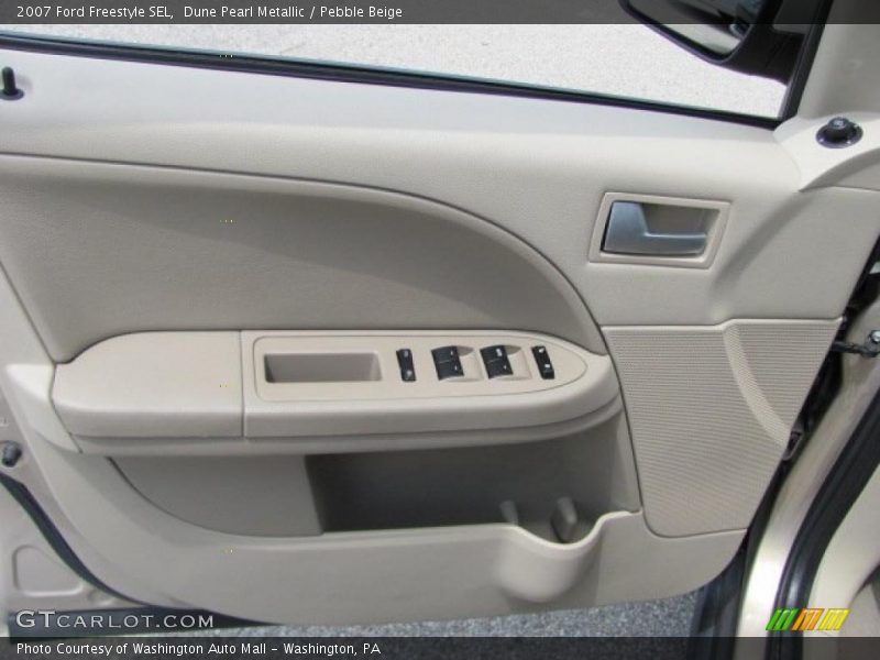 Dune Pearl Metallic / Pebble Beige 2007 Ford Freestyle SEL