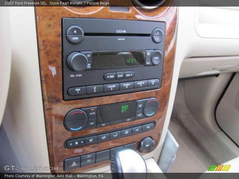 Dune Pearl Metallic / Pebble Beige 2007 Ford Freestyle SEL