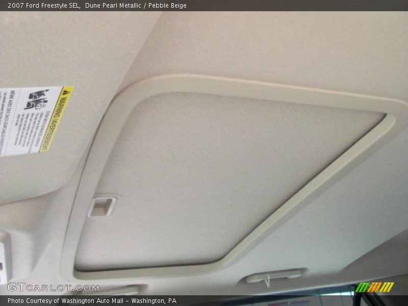 Dune Pearl Metallic / Pebble Beige 2007 Ford Freestyle SEL