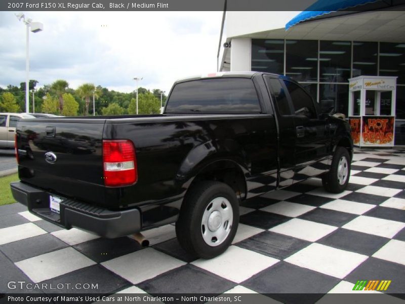 Black / Medium Flint 2007 Ford F150 XL Regular Cab