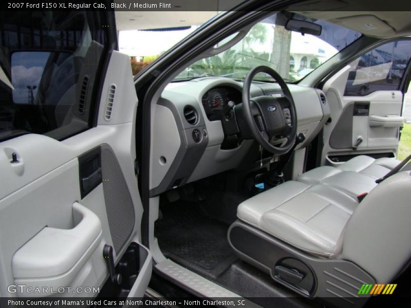 Black / Medium Flint 2007 Ford F150 XL Regular Cab