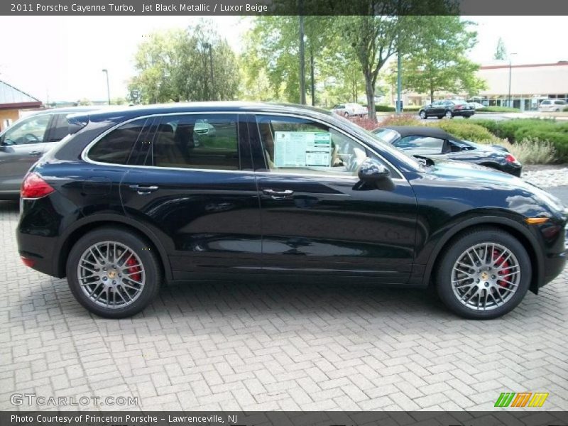 Jet Black Metallic / Luxor Beige 2011 Porsche Cayenne Turbo