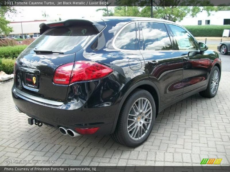 Jet Black Metallic / Luxor Beige 2011 Porsche Cayenne Turbo
