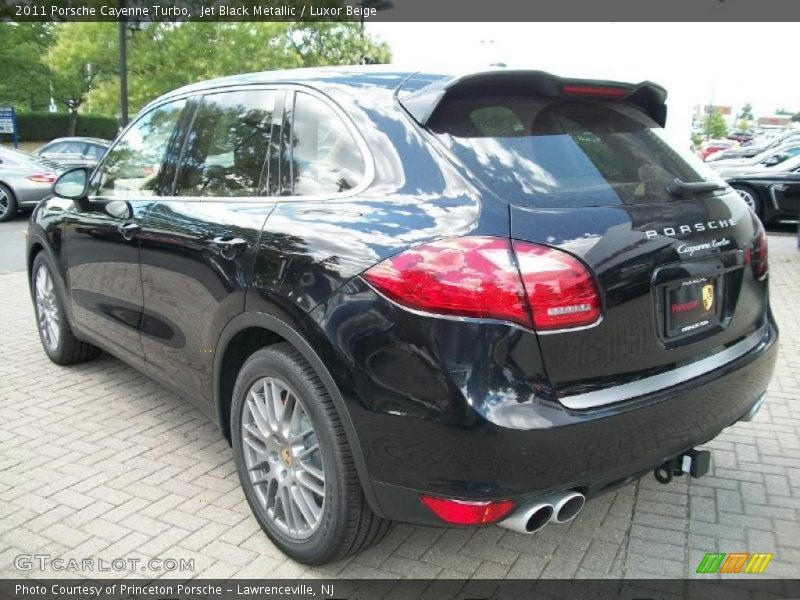 Jet Black Metallic / Luxor Beige 2011 Porsche Cayenne Turbo