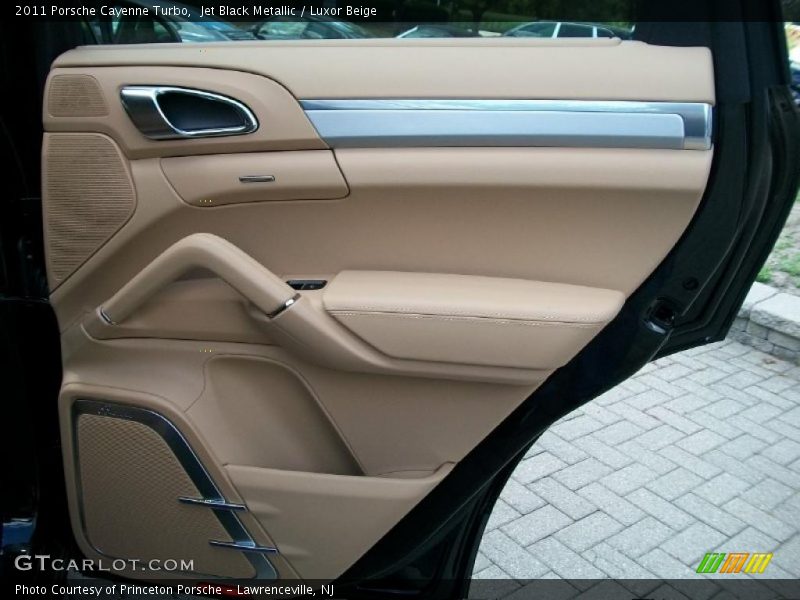 Jet Black Metallic / Luxor Beige 2011 Porsche Cayenne Turbo